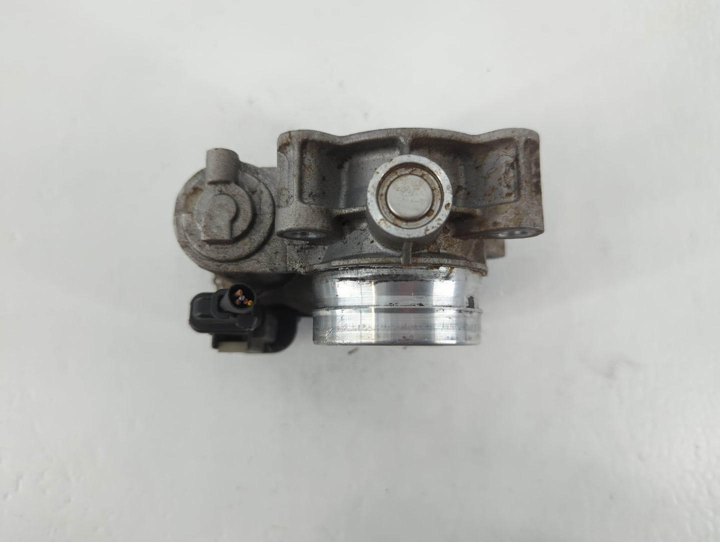 2017-2020 Toyota Sienna Throttle Body P/N:12671379AA Fits Fits 2016 2017 2018 2019 2020 2021 2022 OEM Used Auto Parts - Oemu