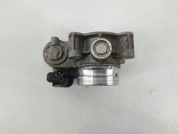 2017-2020 Toyota Sienna Throttle Body P/N:12671379AA Fits Fits 2016 2017 2018 2019 2020 2021 2022 OEM Used Auto Parts