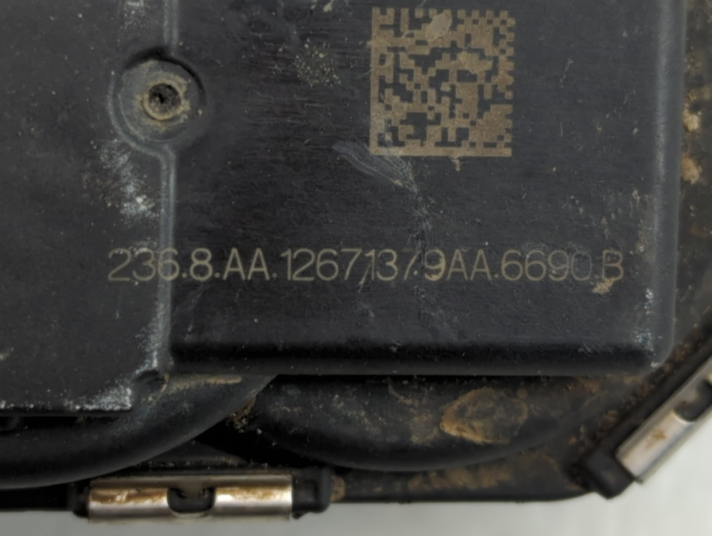 2017-2020 Toyota Sienna Throttle Body P/N:12671379AA Fits Fits 2016 2017 2018 2019 2020 2021 2022 OEM Used Auto Parts - Oemu