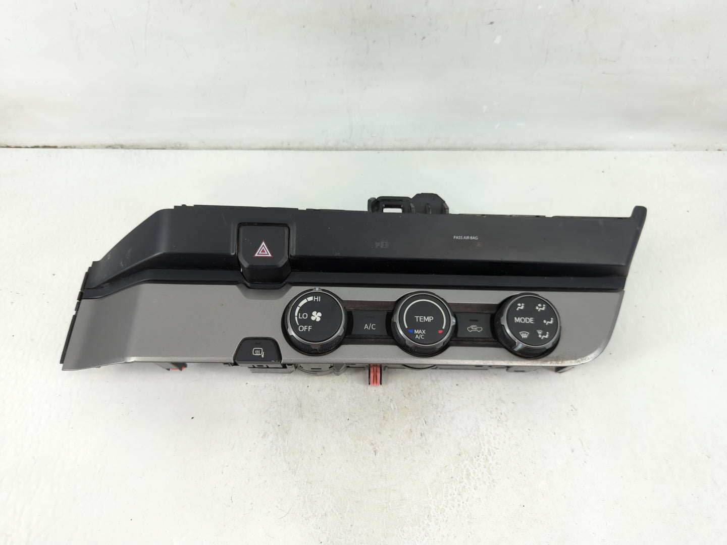 2016-2020 Toyota Tacoma Climate Control Module Temperature AC/Heater Replacement P/N:239-0R93 Fits Fits 2016 2017 2018 2019 