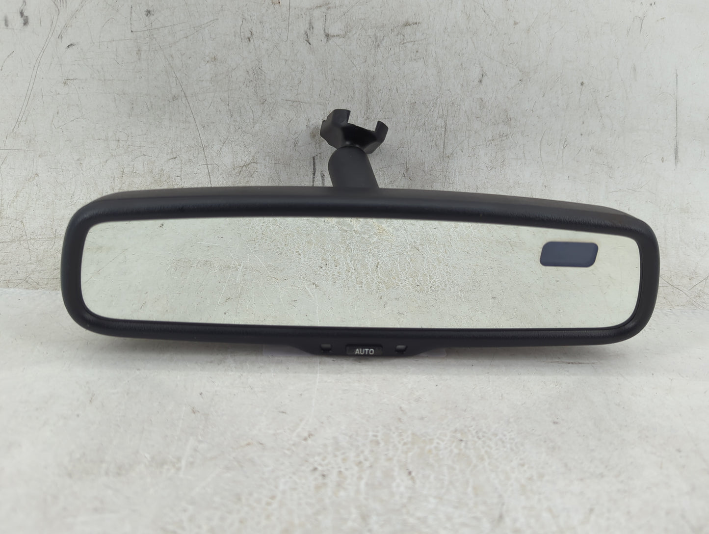 2016-2022 Toyota Tacoma Interior Rear View Mirror Replacement OEM P/N:87810-06180 Fits OEM Used Auto Parts - Oemusedautopart