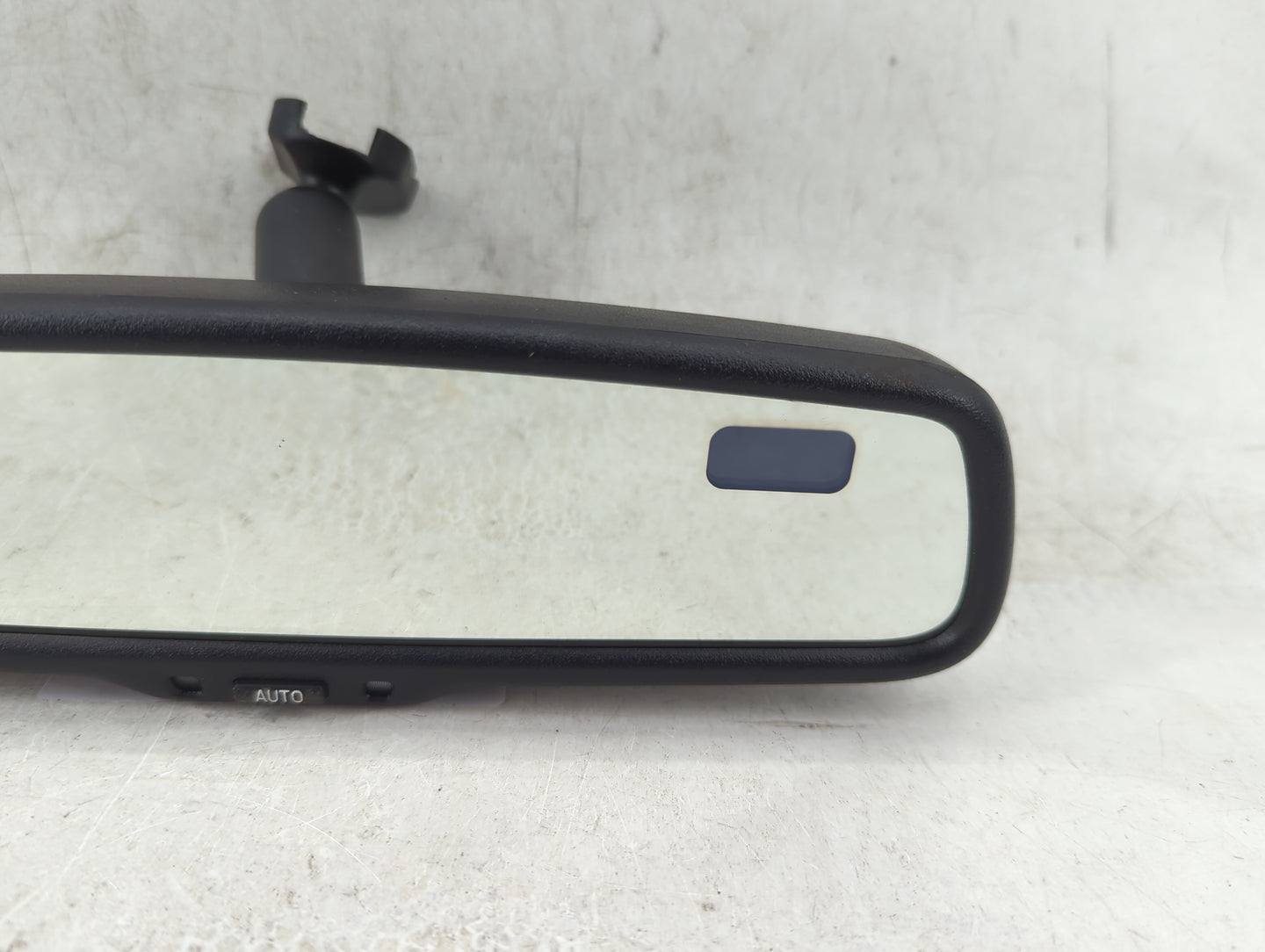 2016-2022 Toyota Tacoma Interior Rear View Mirror Replacement OEM P/N:87810-06180 Fits OEM Used Auto Parts - Oemusedautopart