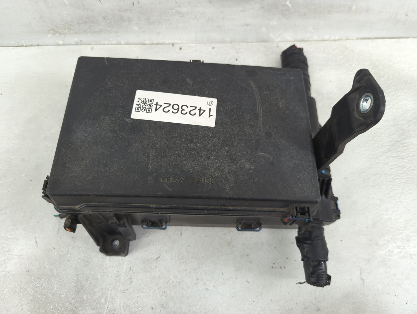 2016-2022 Toyota Tacoma Fusebox Fuse Box Panel Relay Module Fits Fits 2016 2017 2018 2019 2020 2021 2022 OEM Used Auto Parts