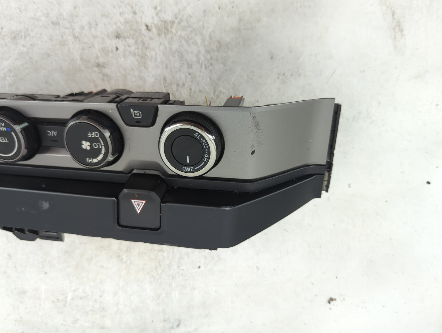 2020 Toyota Tacoma Climate Control Module Temperature AC/Heater Replacement Fits OEM Used Auto Parts - Oemusedautoparts1.com