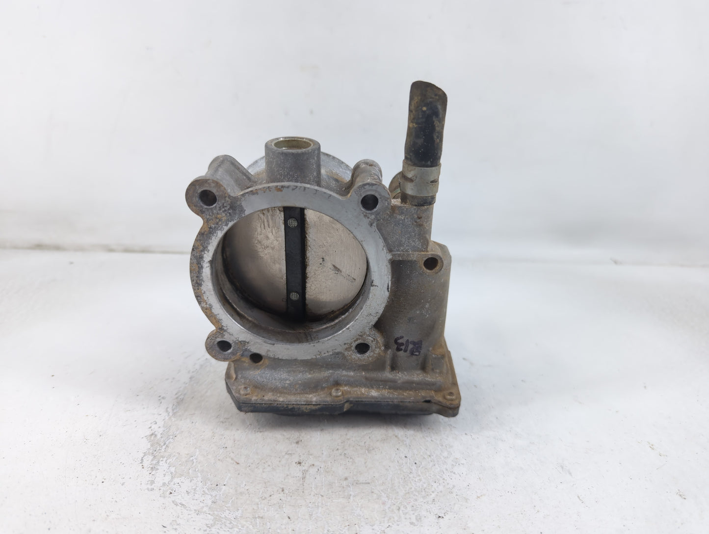 2016-2022 Toyota Tacoma Throttle Body P/N:22030-0P060 Fits Fits 2016 2017 2018 2019 2020 2021 2022 OEM Used Auto Parts - Oem