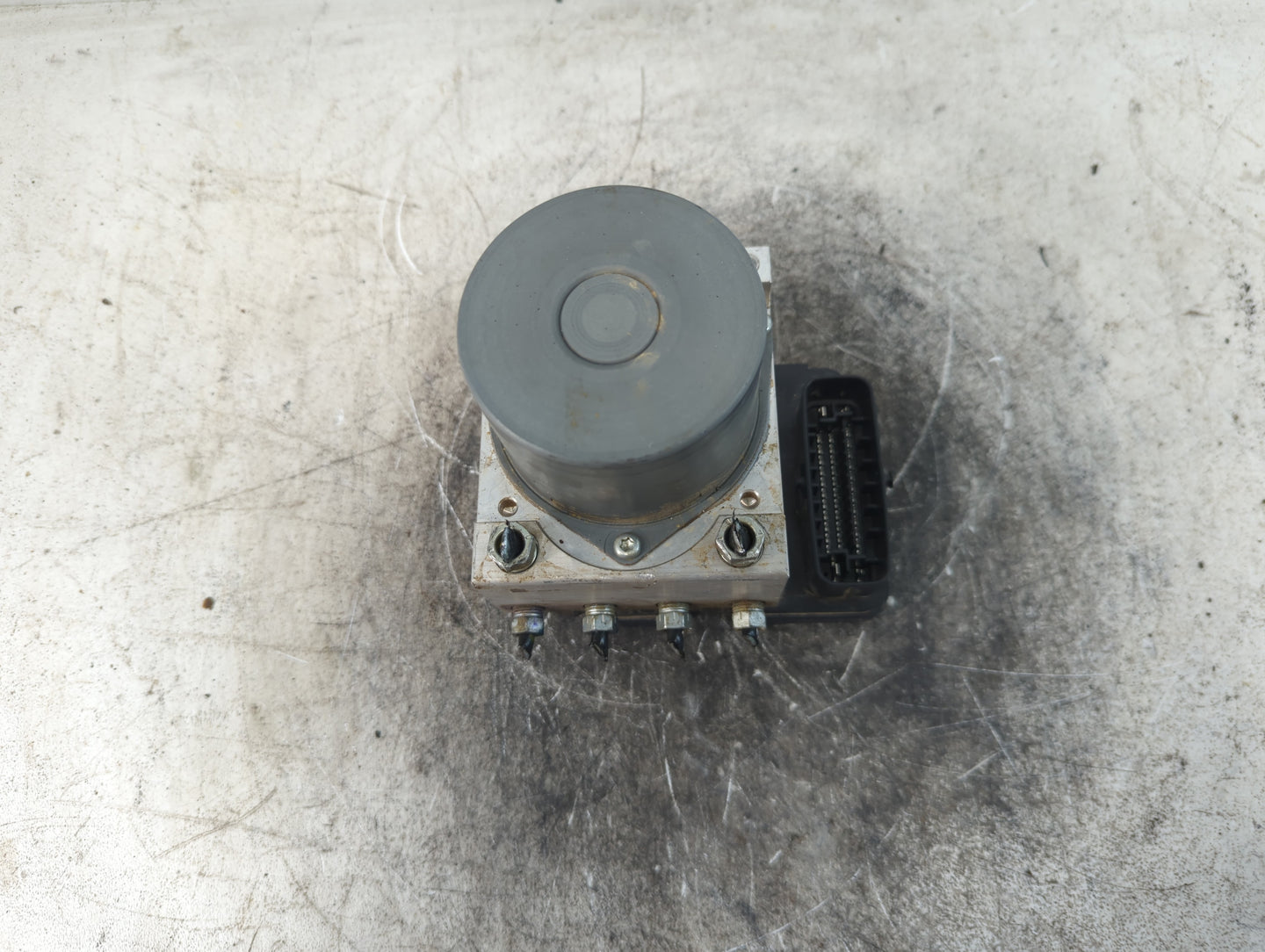 2016-2022 Toyota Tacoma ABS Pump Control Module Replacement P/N:44540-04200 Fits Fits 2016 2017 2018 2019 2020 2021 2022 OEM