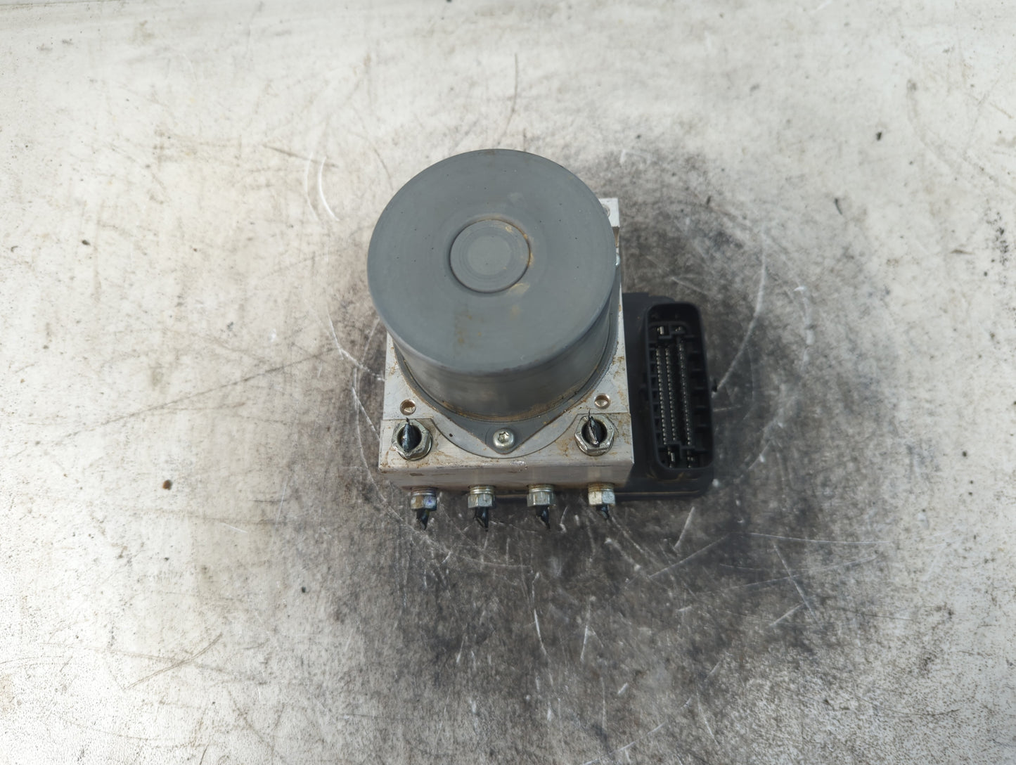 2016-2022 Toyota Tacoma ABS Pump Control Module Replacement P/N:44540-04200 Fits Fits 2016 2017 2018 2019 2020 2021 2022 OEM