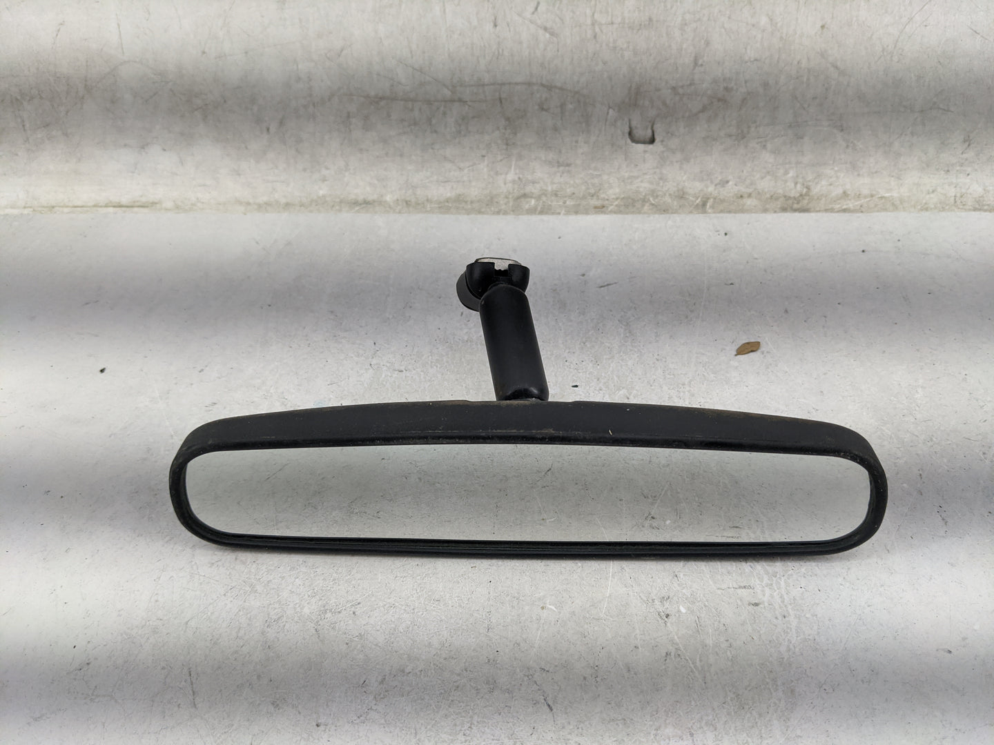 2016-2020 Toyota Yaris Interior Rear View Mirror Replacement OEM P/N:E11025617 E11015617 Fits Fits 2016 2017 2018 2019 2020 