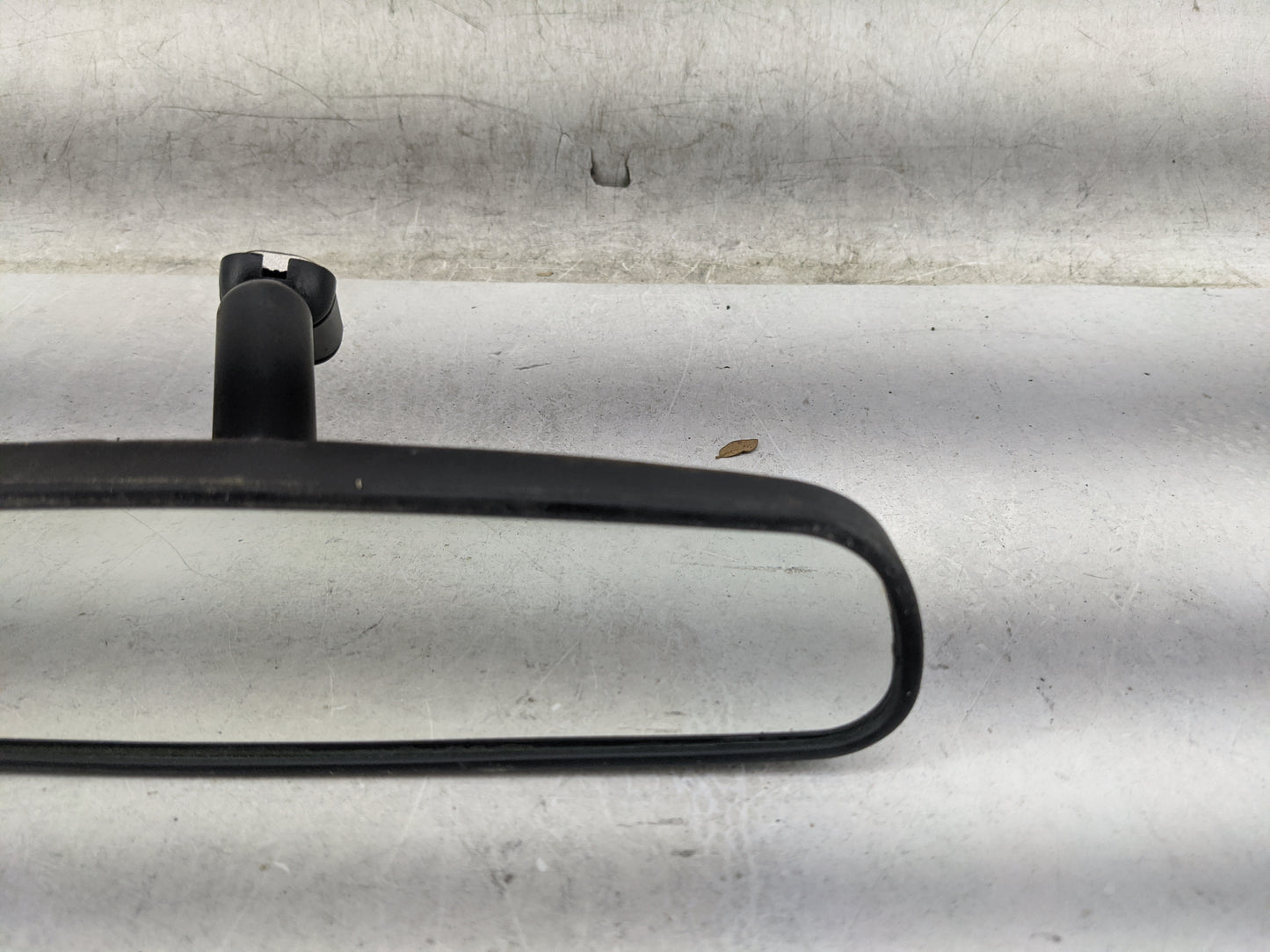 2016-2020 Toyota Yaris Interior Rear View Mirror Replacement OEM P/N:E11025617 E11015617 Fits Fits 2016 2017 2018 2019 2020 