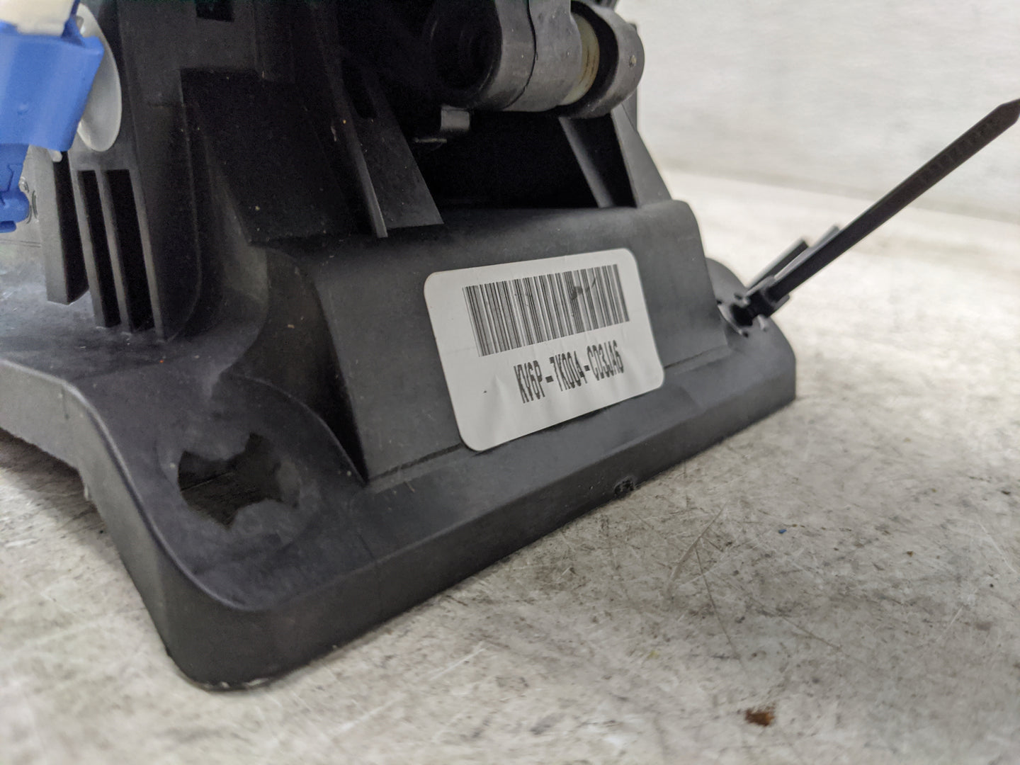2020 Transit Connect Floor Console Assembly Shifter - Oemusedautoparts1.com
