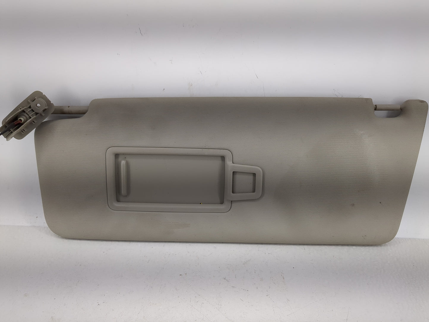 2018-2022 Volkswagen Atlas Sun Visor Shade Replacement Passenger Right Mirror Fits Fits 2018 2019 2020 2021 2022 OEM Used Au