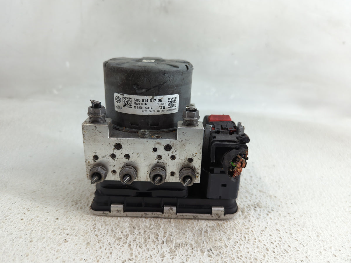 2020 Volkswagen Atlas Anti-Lock Brake ABS Pump Module Actuator OEM P/N:5Q0 614 517 DE Fits OEM Used Auto Parts - Oemusedauto