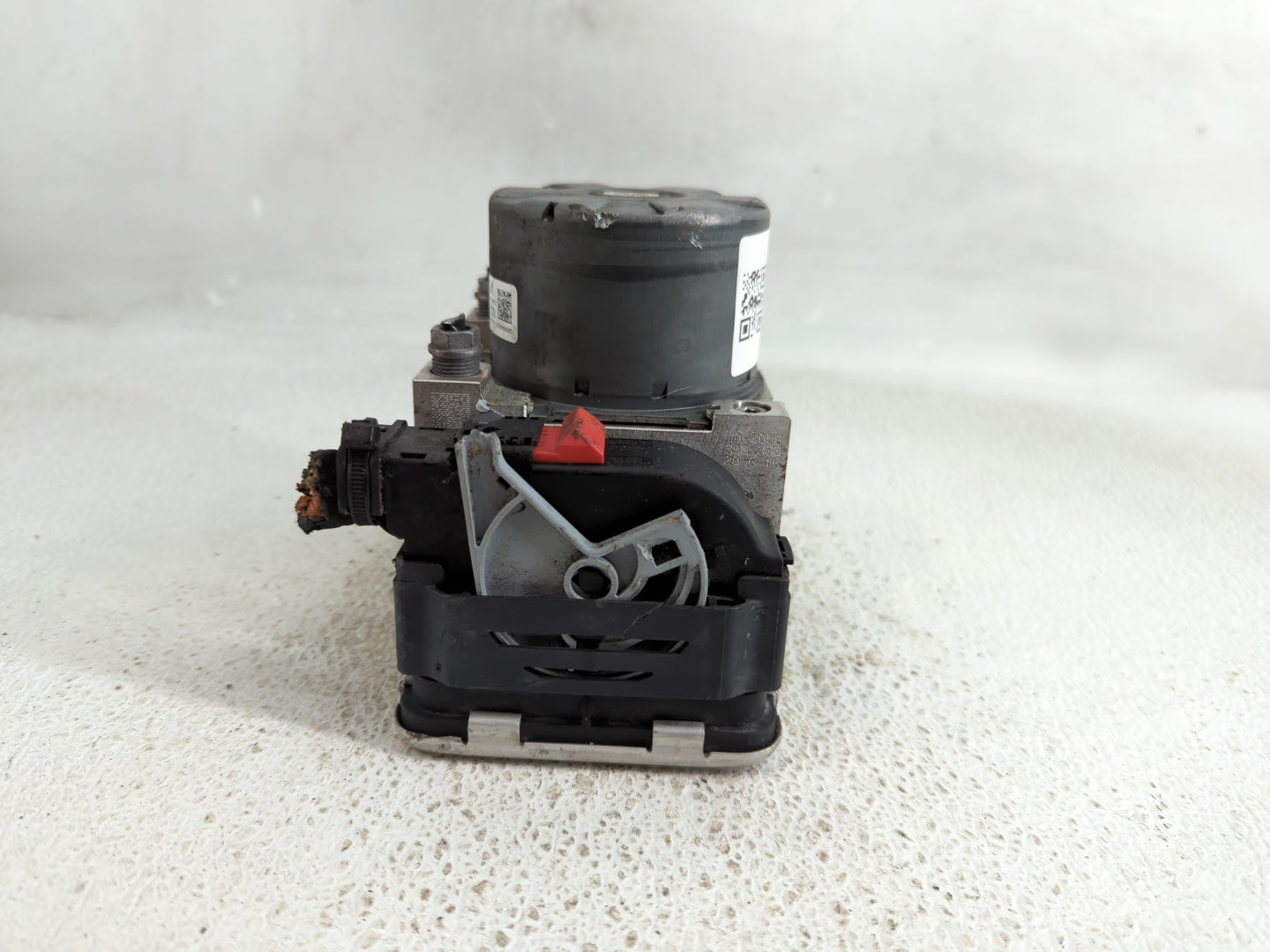 2020 Volkswagen Atlas ABS Pump Control Module Replacement P/N:5Q0 614 517 DE Fits OEM Used Auto Parts - Oemusedautoparts1.co