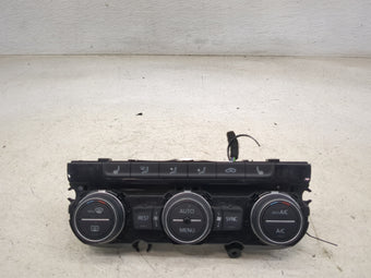 compare product 2020 Volkswagen Atlas Climate Control Module Temperature AC/Heater Replacement P/N:3CN907040A 5HB013565-32 Fits OEM Used Auto Parts