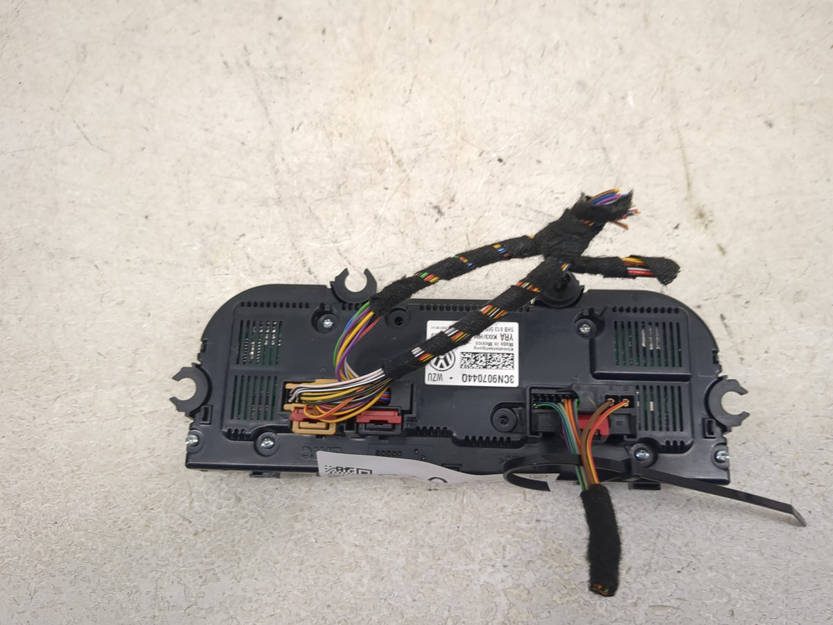 2018-2019 Volkswagen Atlas Climate Control Module Temperature AC/Heater Replacement P/N:3CN907040A 5HB013565-32 Fits OEM Use