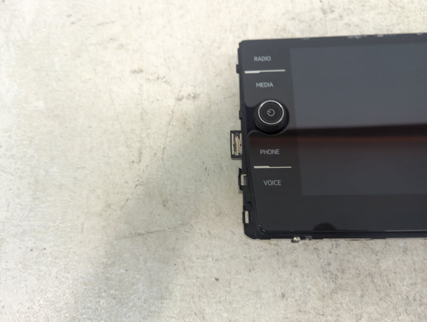 2018-2022 Volkswagen Atlas Information Display Screen 1468772 - Oemusedautoparts1.com