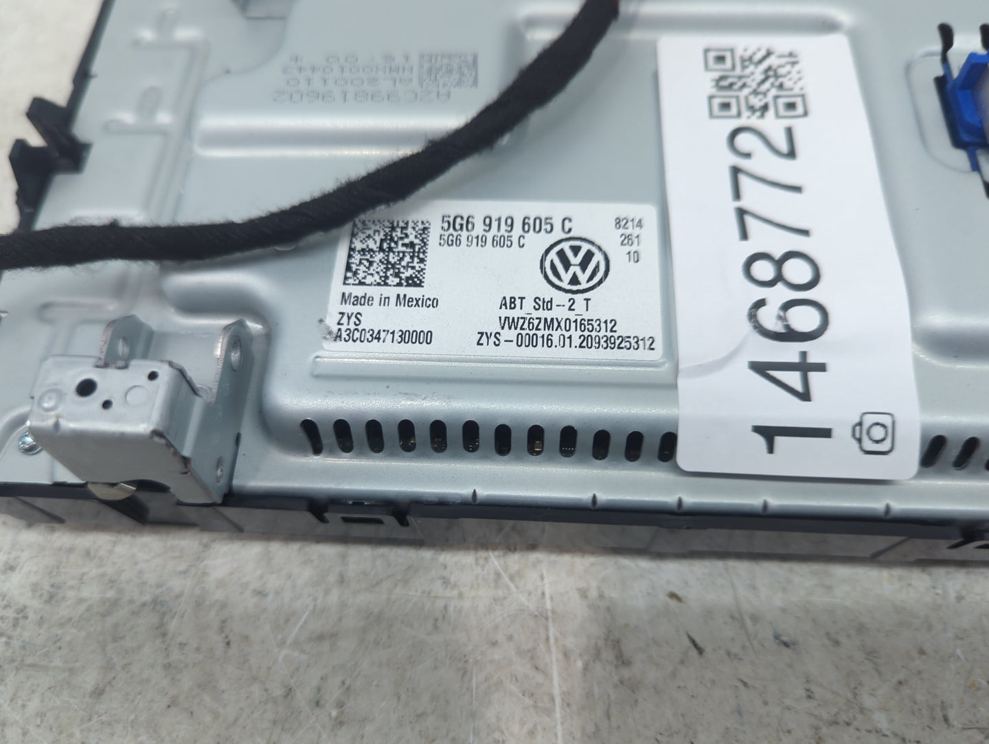 2018-2022 Volkswagen Atlas Information Display Screen 1468772 - Oemusedautoparts1.com