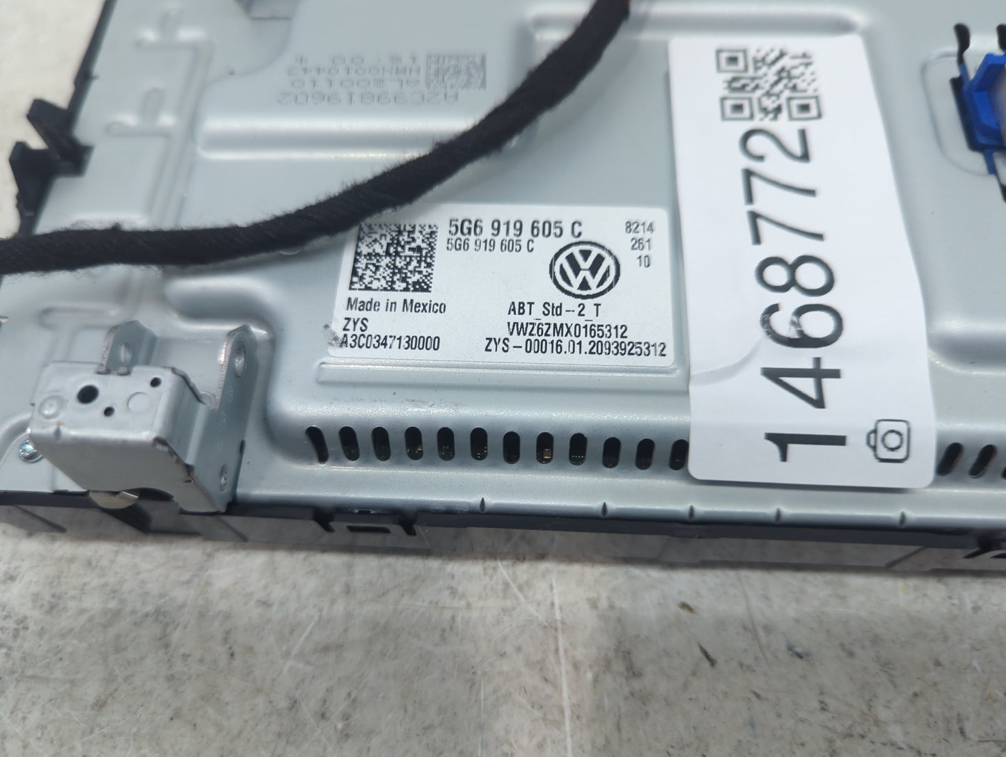 2018-2022 Volkswagen Atlas Information Display Screen 1468772 - Oemusedautoparts1.com