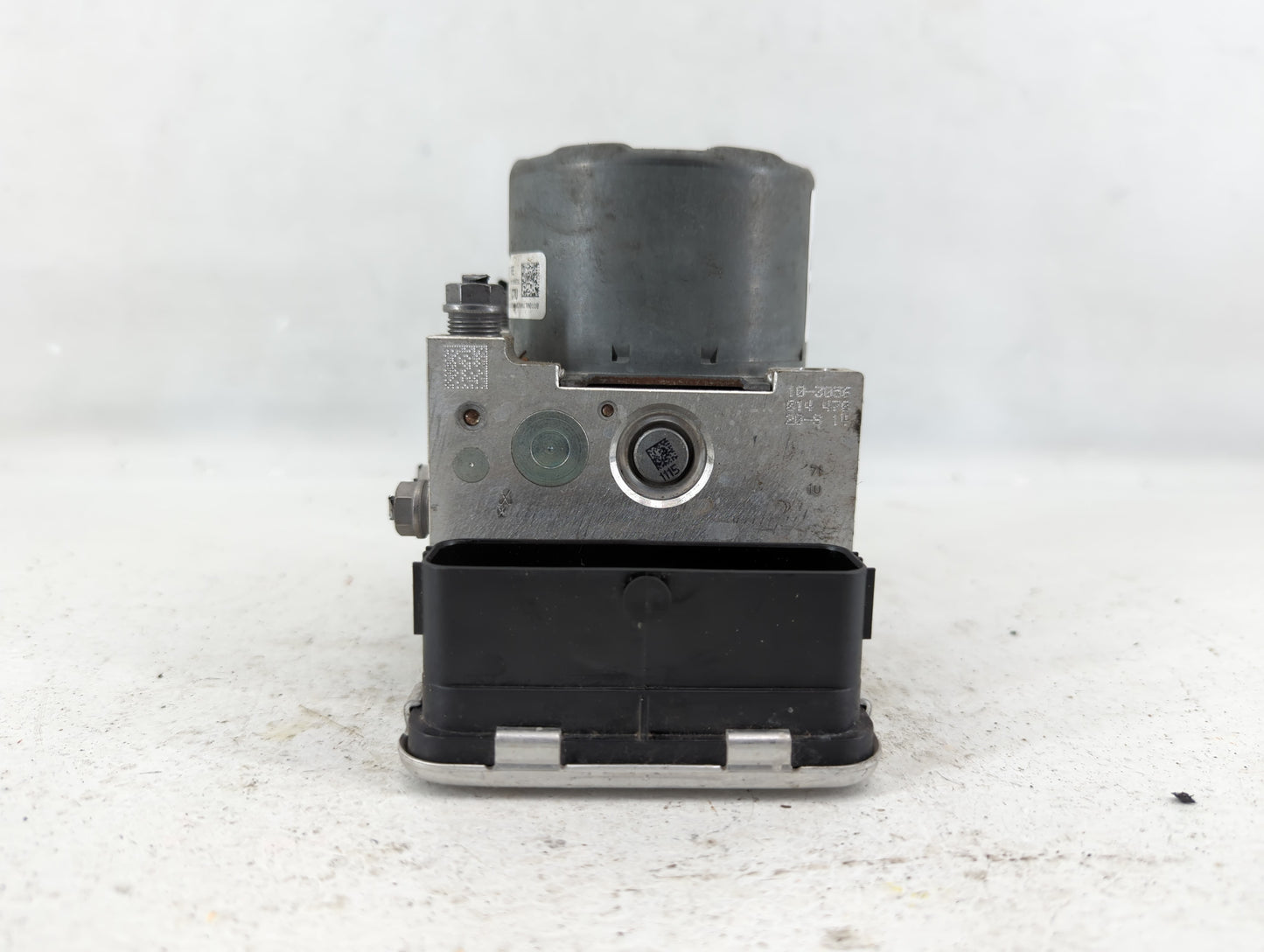 2020 Volkswagen Atlas ABS Pump Control Module Replacement P/N:5Q0 614 517 FE Fits OEM Used Auto Parts - Oemusedautoparts1.co