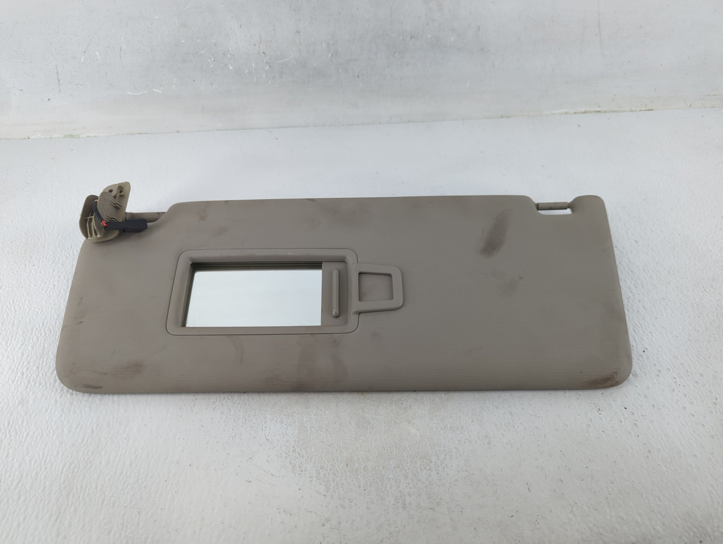 2018-2022 Volkswagen Atlas Sun Visor Shade Replacement Passenger Right Mirror Fits Fits 2018 2019 2020 2021 2022 OEM Used Au