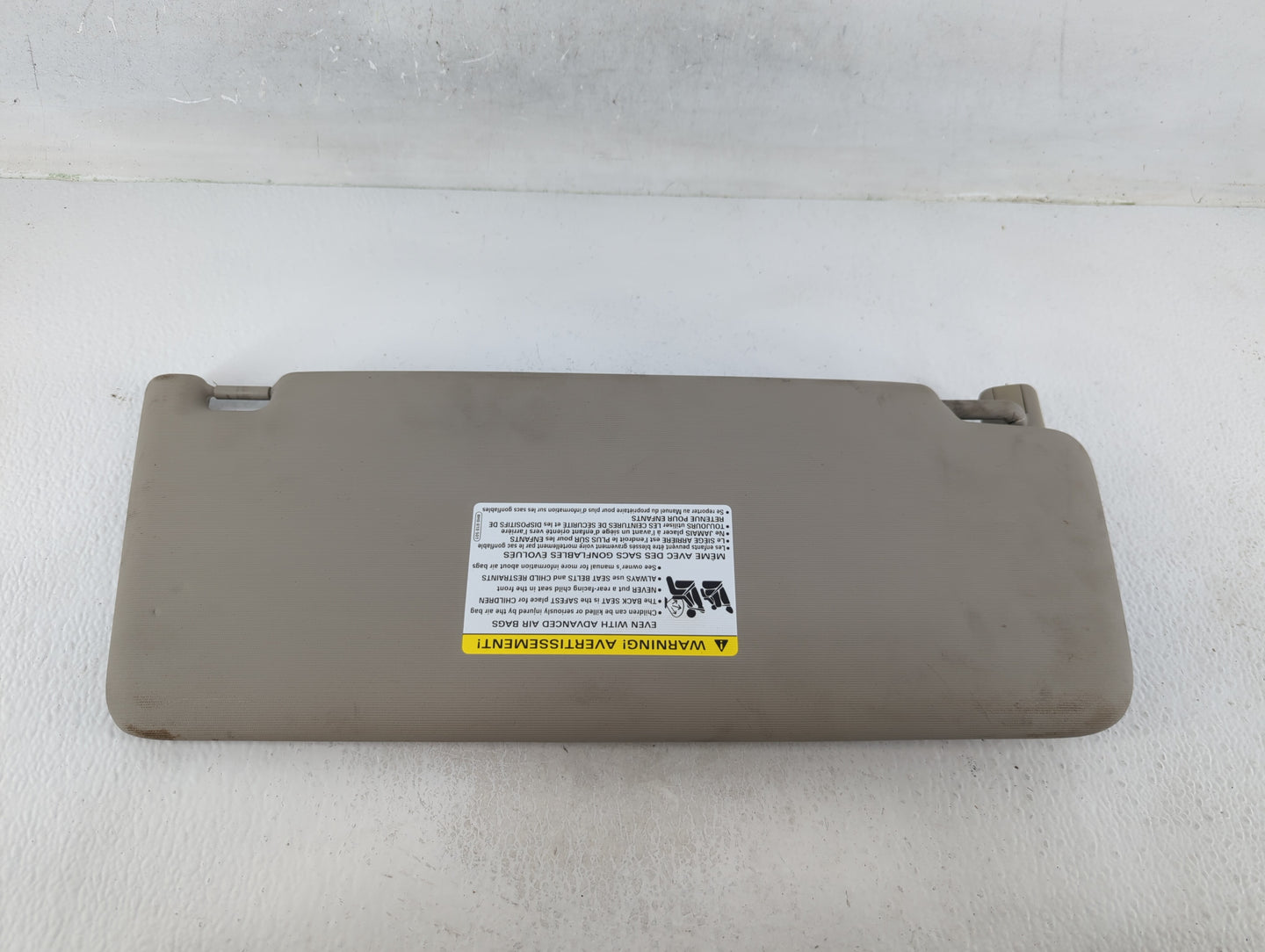 2018-2022 Volkswagen Atlas Sun Visor Shade Replacement Passenger Right Mirror Fits Fits 2018 2019 2020 2021 2022 OEM Used Au