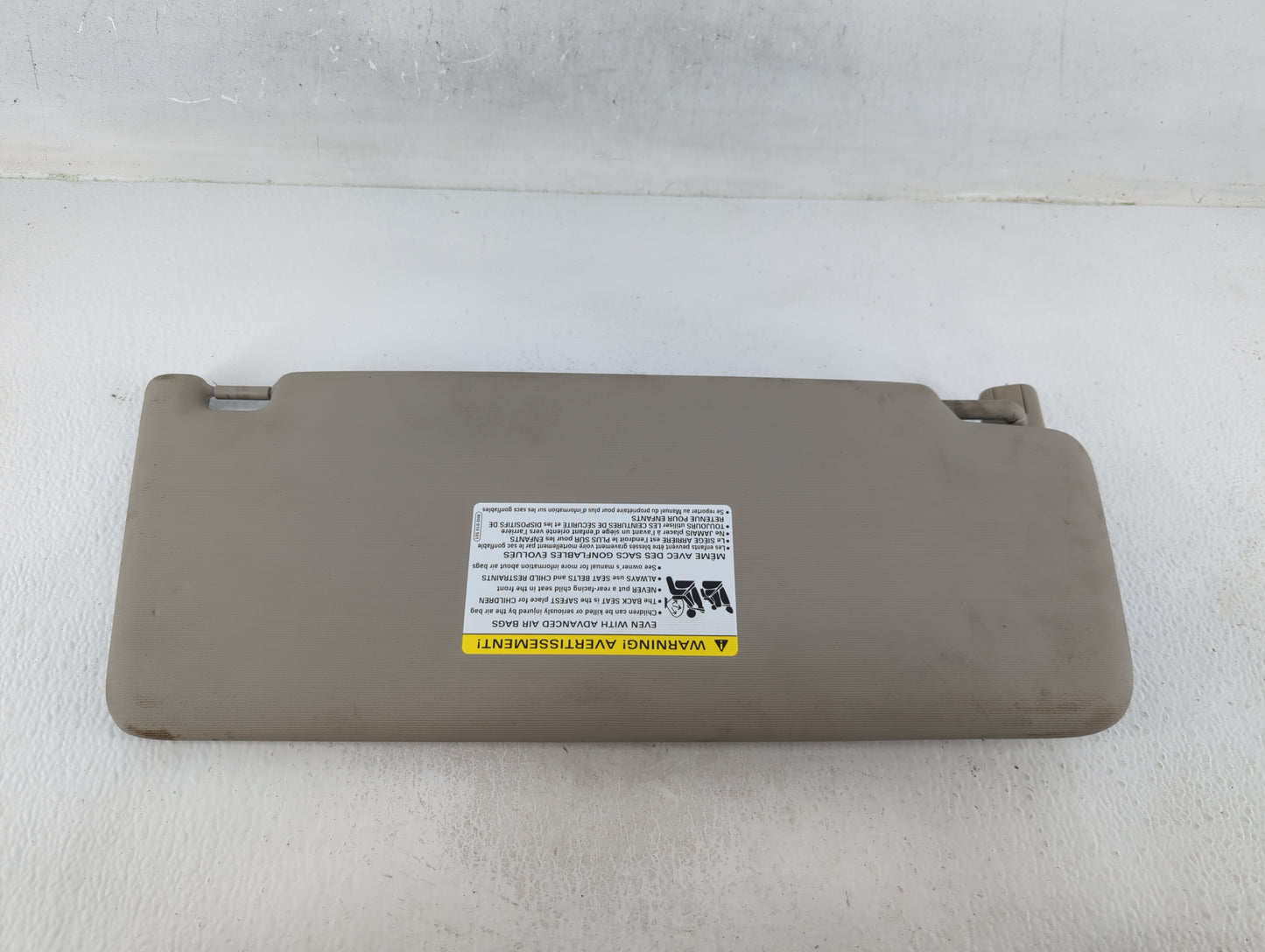 2018-2022 Volkswagen Atlas Sun Visor Shade Replacement Passenger Right Mirror Fits Fits 2018 2019 2020 2021 2022 OEM Used Au
