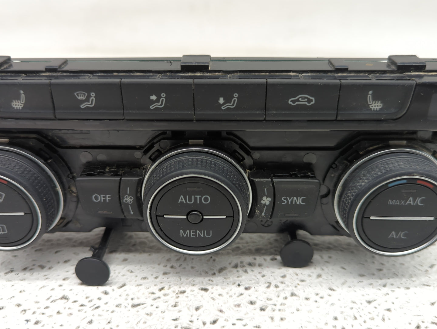2020-2022 Volkswagen Atlas Cross Sport Climate Control Module Temperature AC/Heater Replacement P/N:3CM907044A Fits OEM Used