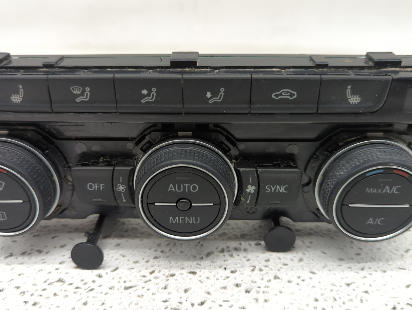 2020-2022 Volkswagen Atlas Cross Sport Climate Control Module Temperature AC/Heater Replacement P/N:3CM907044A Fits OEM Used