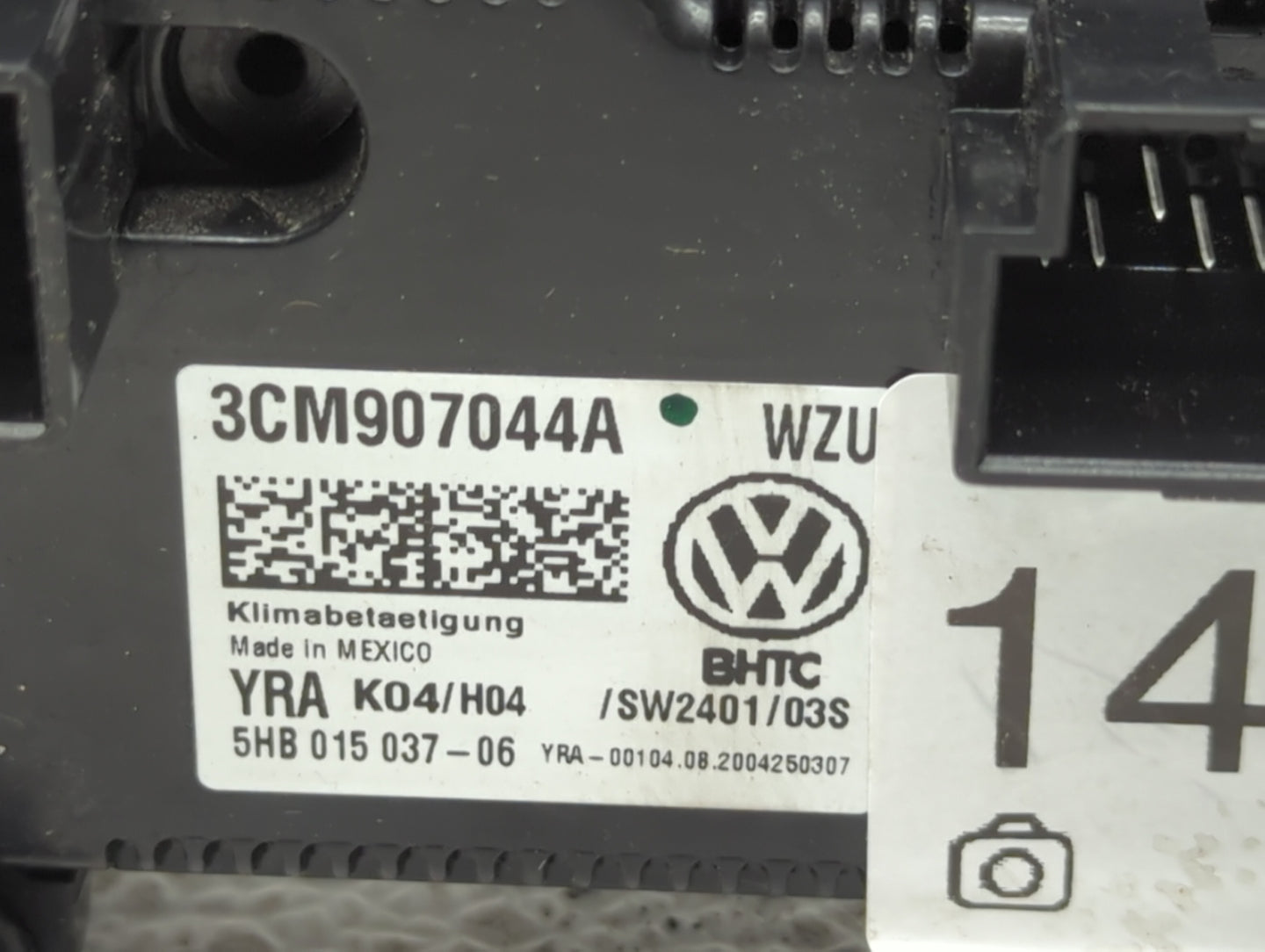 2020-2022 Volkswagen Atlas Cross Sport Climate Control Module Temperature AC/Heater Replacement P/N:3CM907044A Fits OEM Used