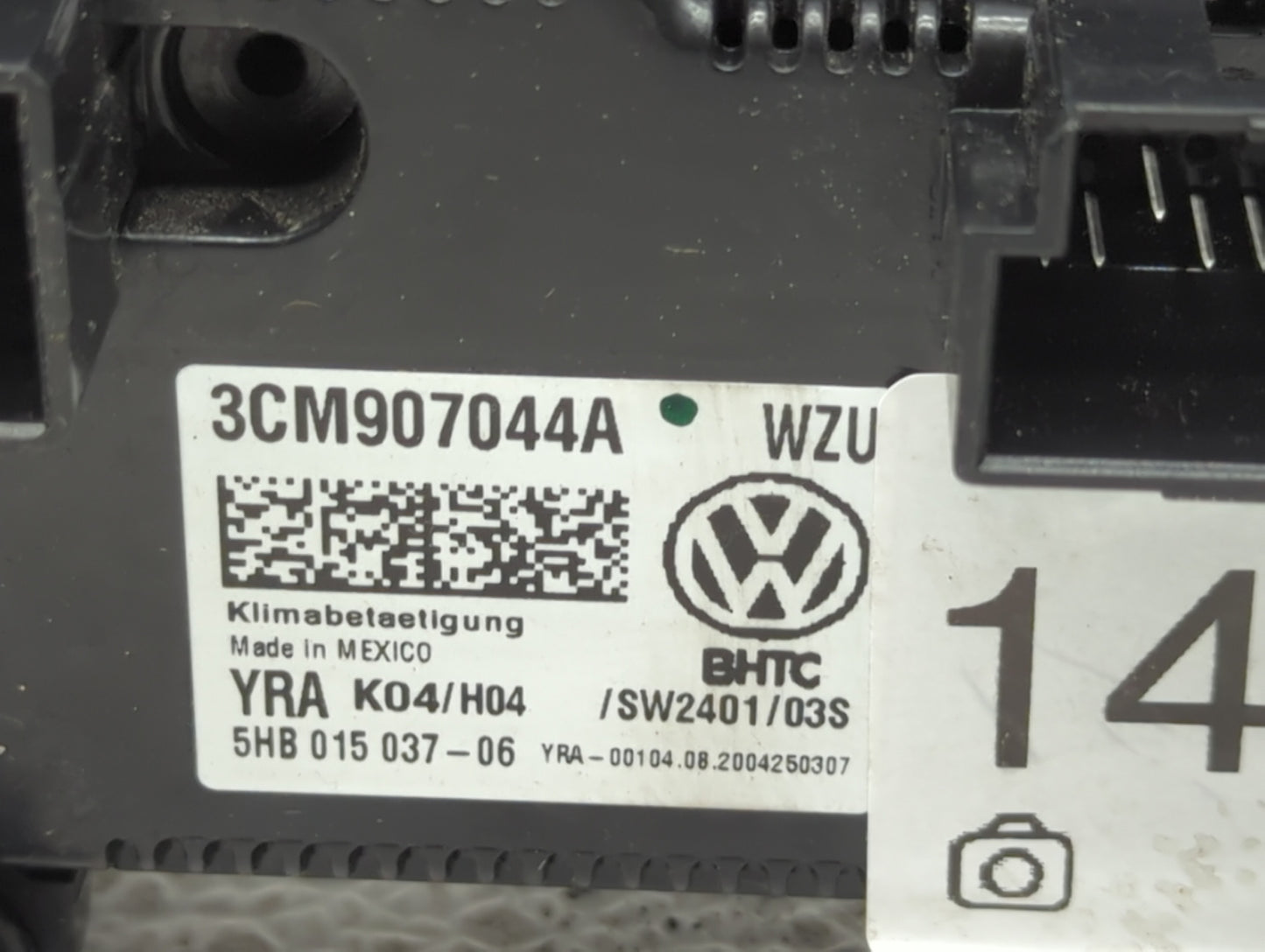 2020-2022 Volkswagen Atlas Cross Sport Climate Control Module Temperature AC/Heater Replacement P/N:3CM907044A Fits OEM Used