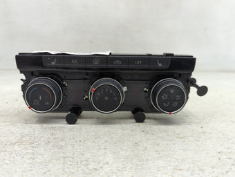 compare product 2018-2019 Volkswagen Golf Climate Control Module Temperature AC/Heater Replacement P/N:5GM907426G Fits Fits 2018 2019 OEM Used Auto Parts