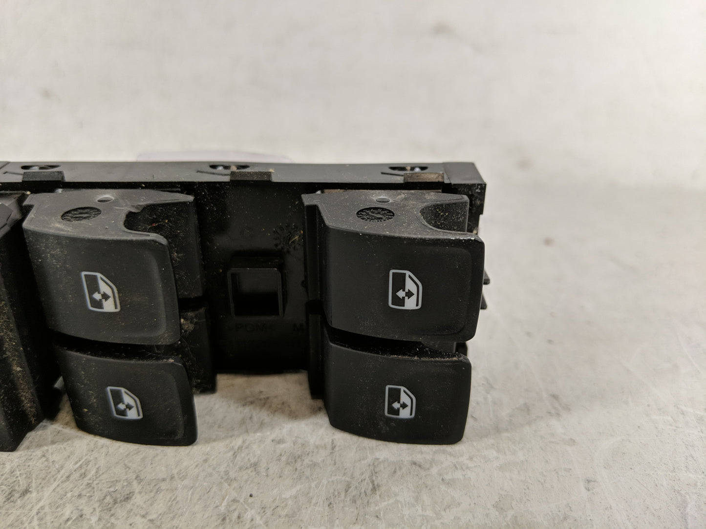 2019-2020 Volkswagen Jetta Master Power Window Switch Replacement Driver Side Left P/N:5G0959857D 5G0959857C Fits OEM Used A