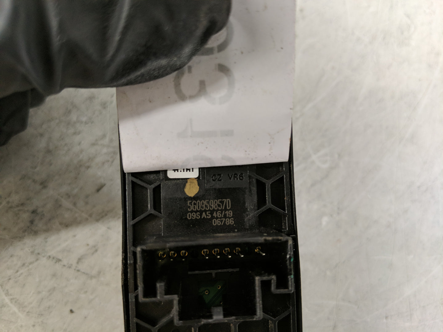 2019-2020 Volkswagen Jetta Master Power Window Switch Replacement Driver Side Left P/N:5G0959857D 5G0959857C Fits OEM Used A