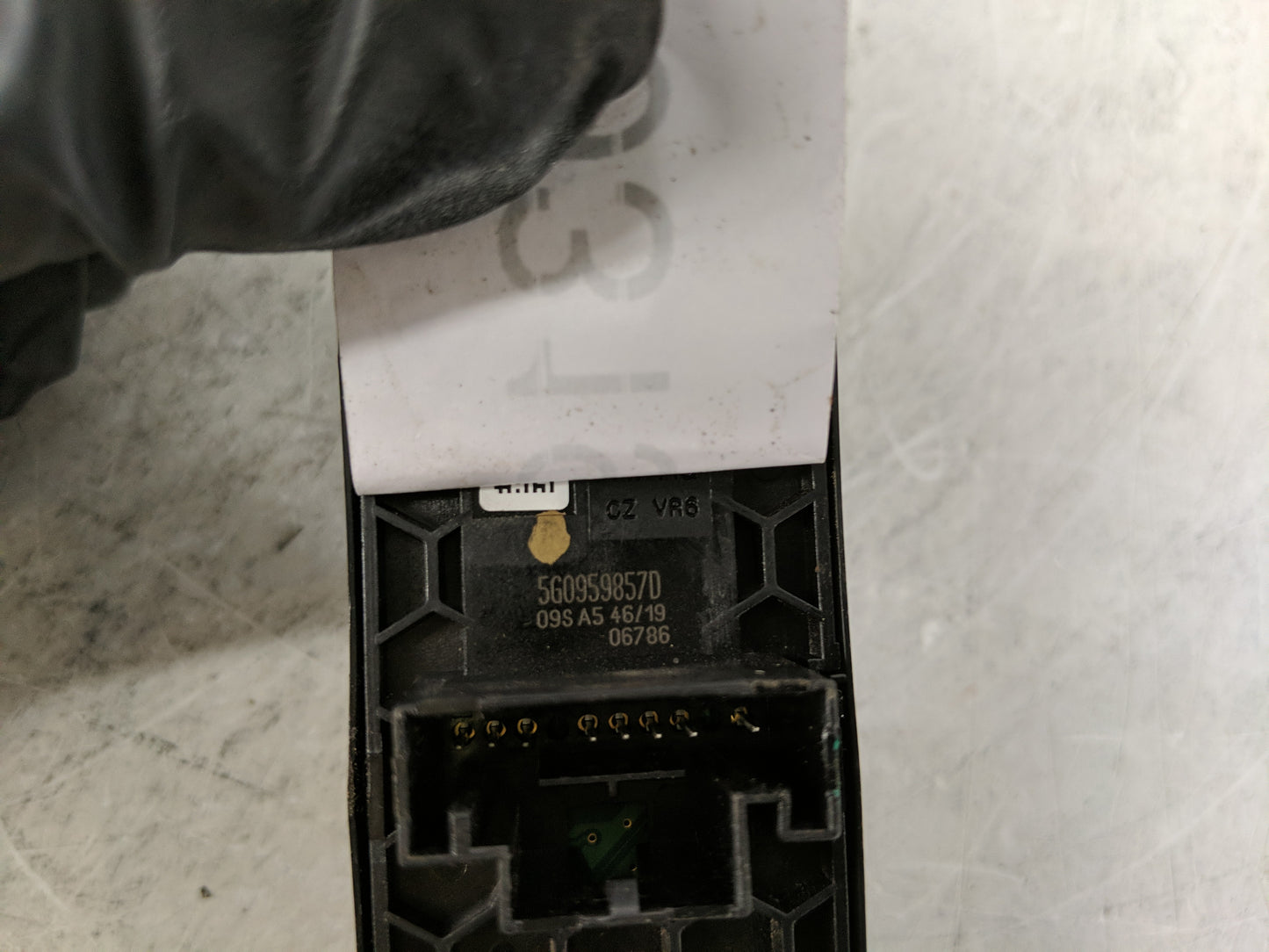 2019-2020 Volkswagen Jetta Master Power Window Switch Replacement Driver Side Left P/N:5G0959857D 5G0959857C Fits OEM Used A