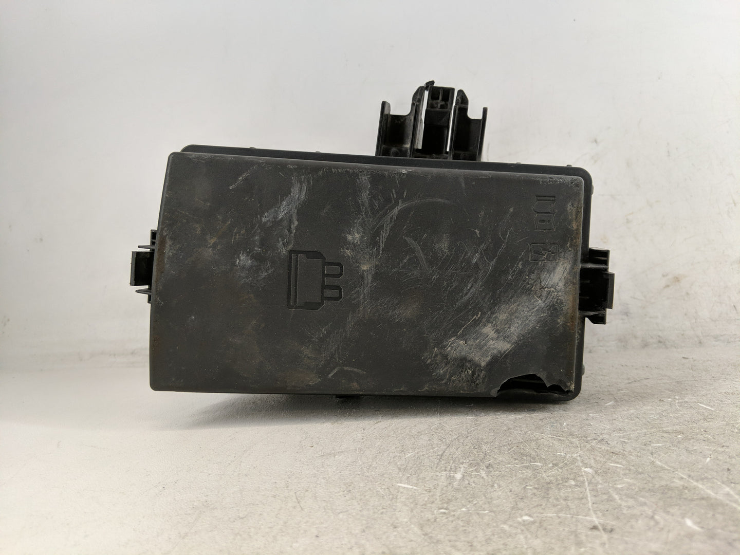 2019-2021 Volkswagen Jetta Fusebox Fuse Box Panel Relay Module Fits Fits 2019 2020 2021 OEM Used Auto Parts - Oemusedautopar