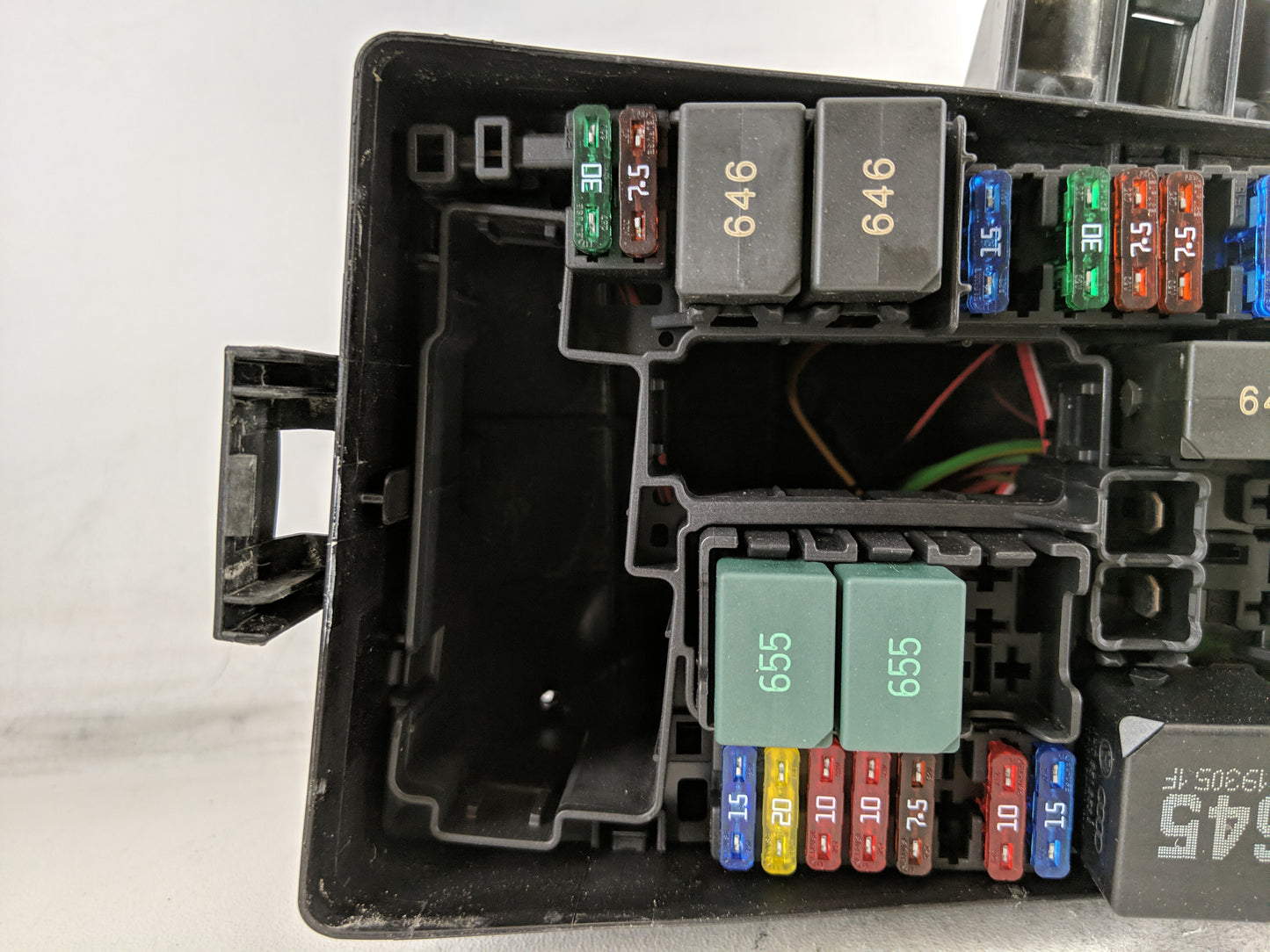 2019-2021 Volkswagen Jetta Fusebox Fuse Box Panel Relay Module Fits Fits 2019 2020 2021 OEM Used Auto Parts - Oemusedautopar