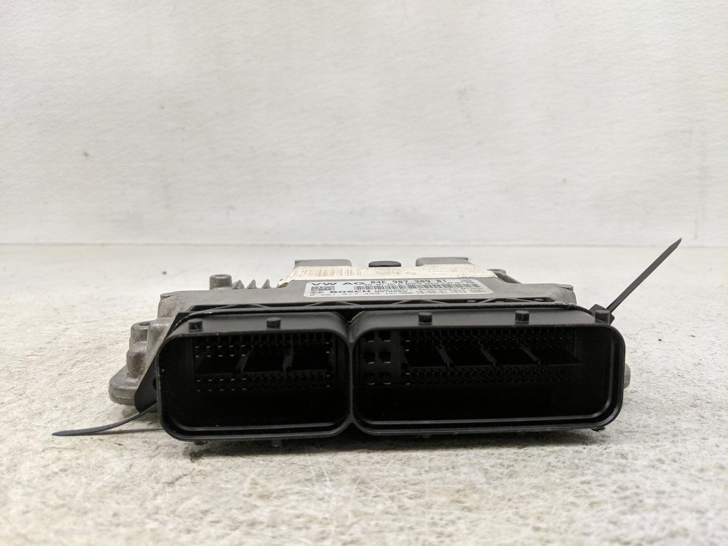 2019-2020 Volkswagen Jetta PCM Engine Control Computer ECU ECM PCU OEM P/N:04E 907 309 BT Fits Fits 2019 2020 OEM Used Auto 