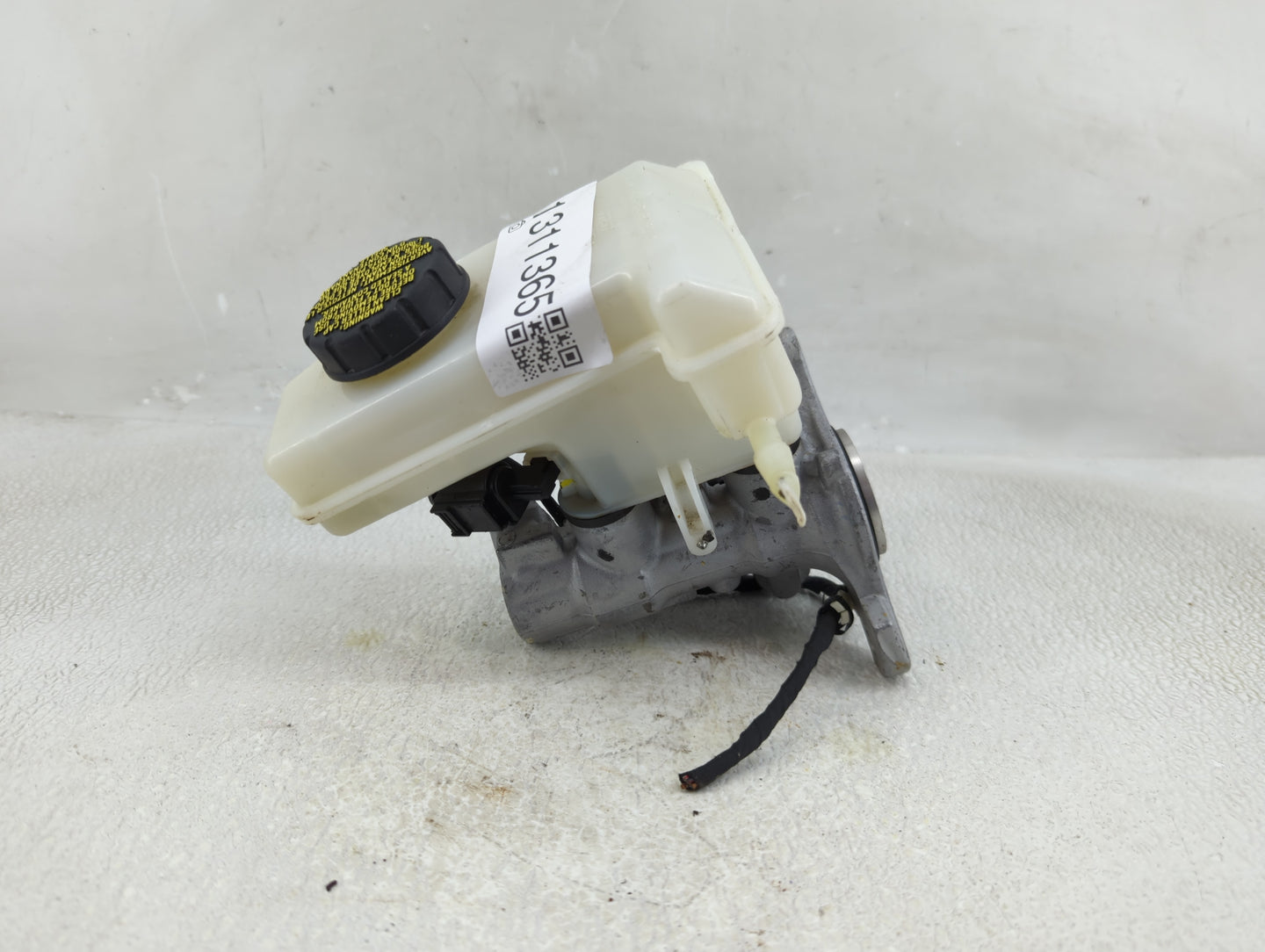 2019-2021 Volkswagen Jetta Brake Master Cylinder 1311365 - Oemusedautoparts1.com