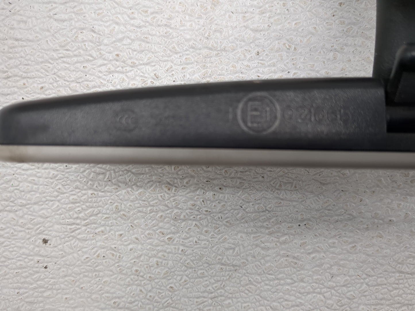 2019-2021 Volkswagen Jetta Interior Rear View Mirror Replacement OEM Fits Fits 2018 2019 2020 2021 2022 OEM Used Auto Parts 