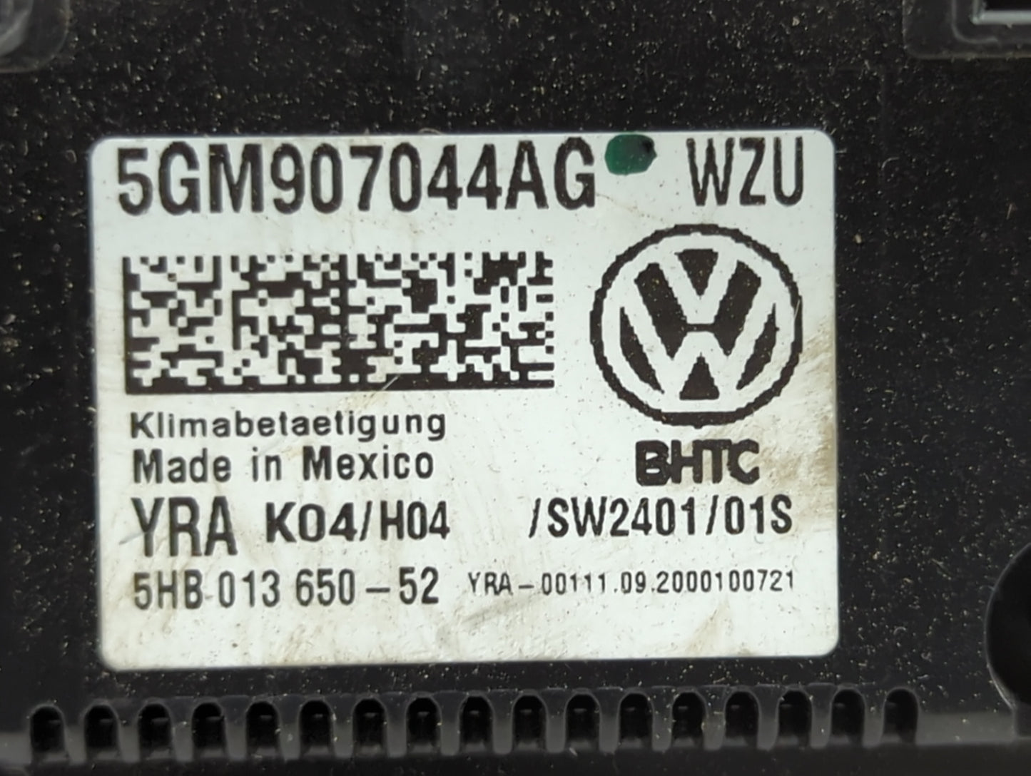 2019-2020 Volkswagen Jetta Climate Control Module Temperature AC/Heater Replacement P/N:5GM907044AG 5HB013650-52 Fits OEM Us