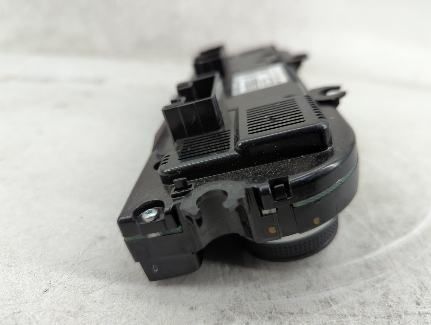 2019-2020 Volkswagen Jetta Climate Control Module Temperature AC/Heater Replacement P/N:5GM907044AG 5HB013650-52 Fits OEM Us