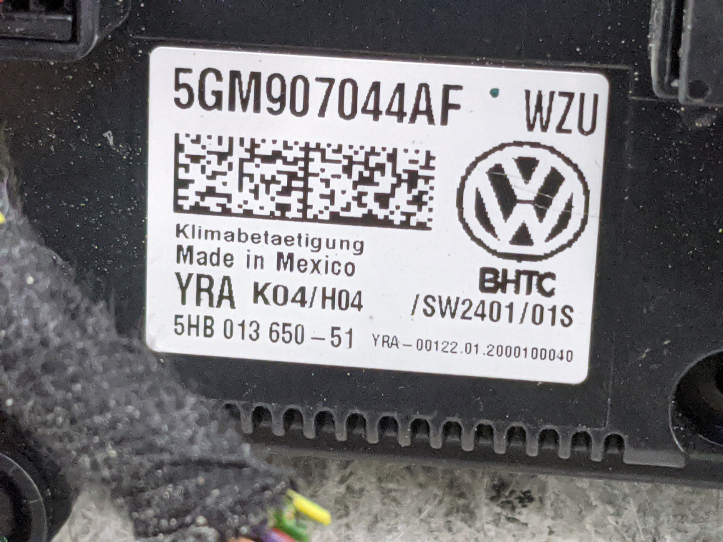 2019-2020 Volkswagen Jetta Climate Control Module Temperature AC/Heater Replacement P/N:5GM907044AF 5HB01365051 Fits OEM Use