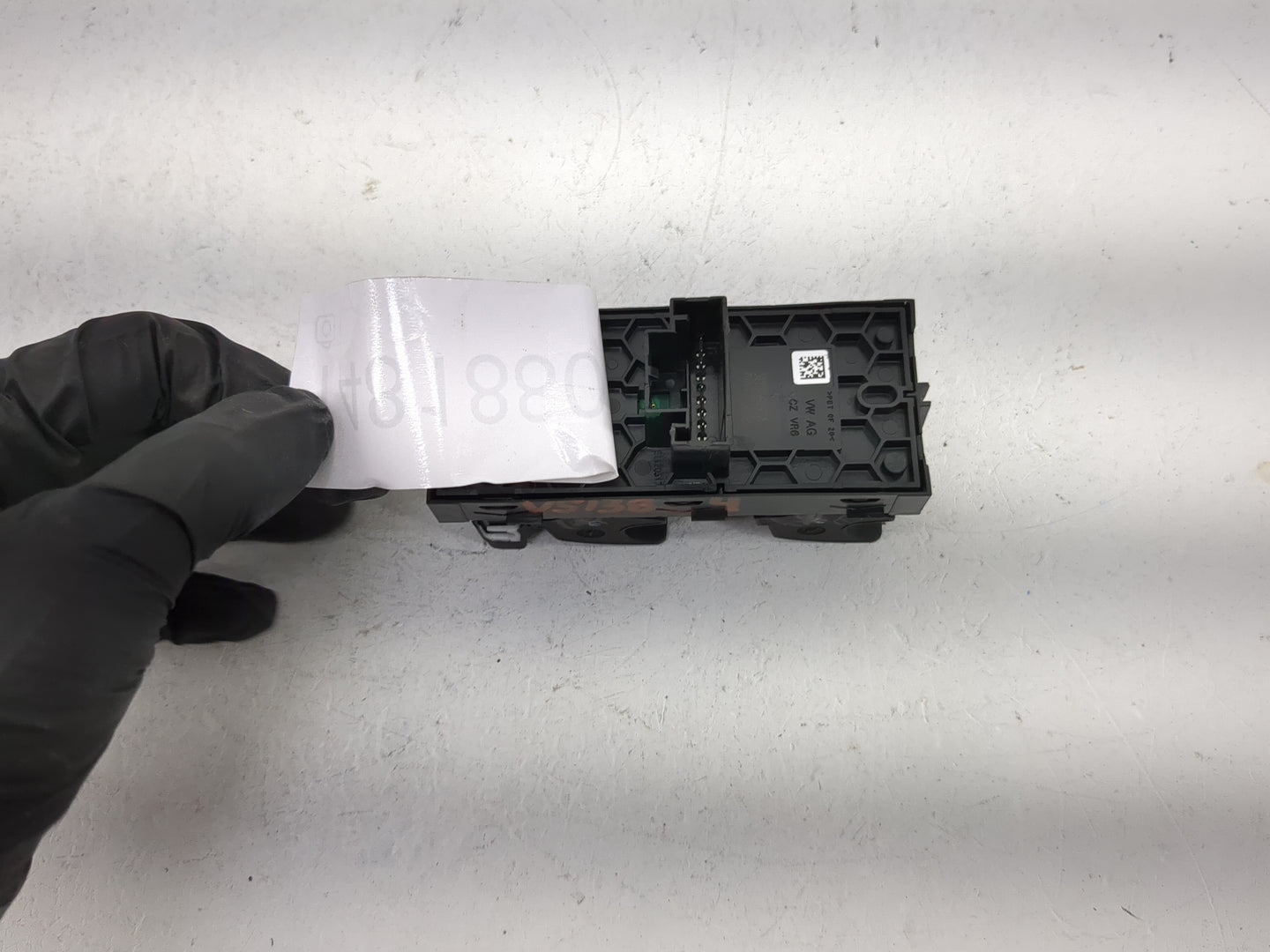 2019-2020 Volkswagen Jetta Master Power Window Switch Replacement Driver Side Left P/N:5G0959857D Fits OEM Used Auto Parts -