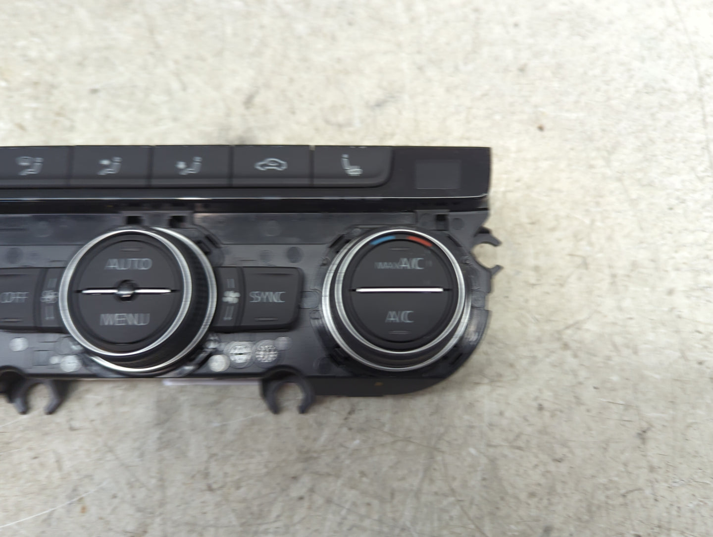2019-2020 Volkswagen Jetta Climate Control Module Temperature AC/Heater Replacement P/N:220.220-12 Fits Fits 2019 2020 OEM U