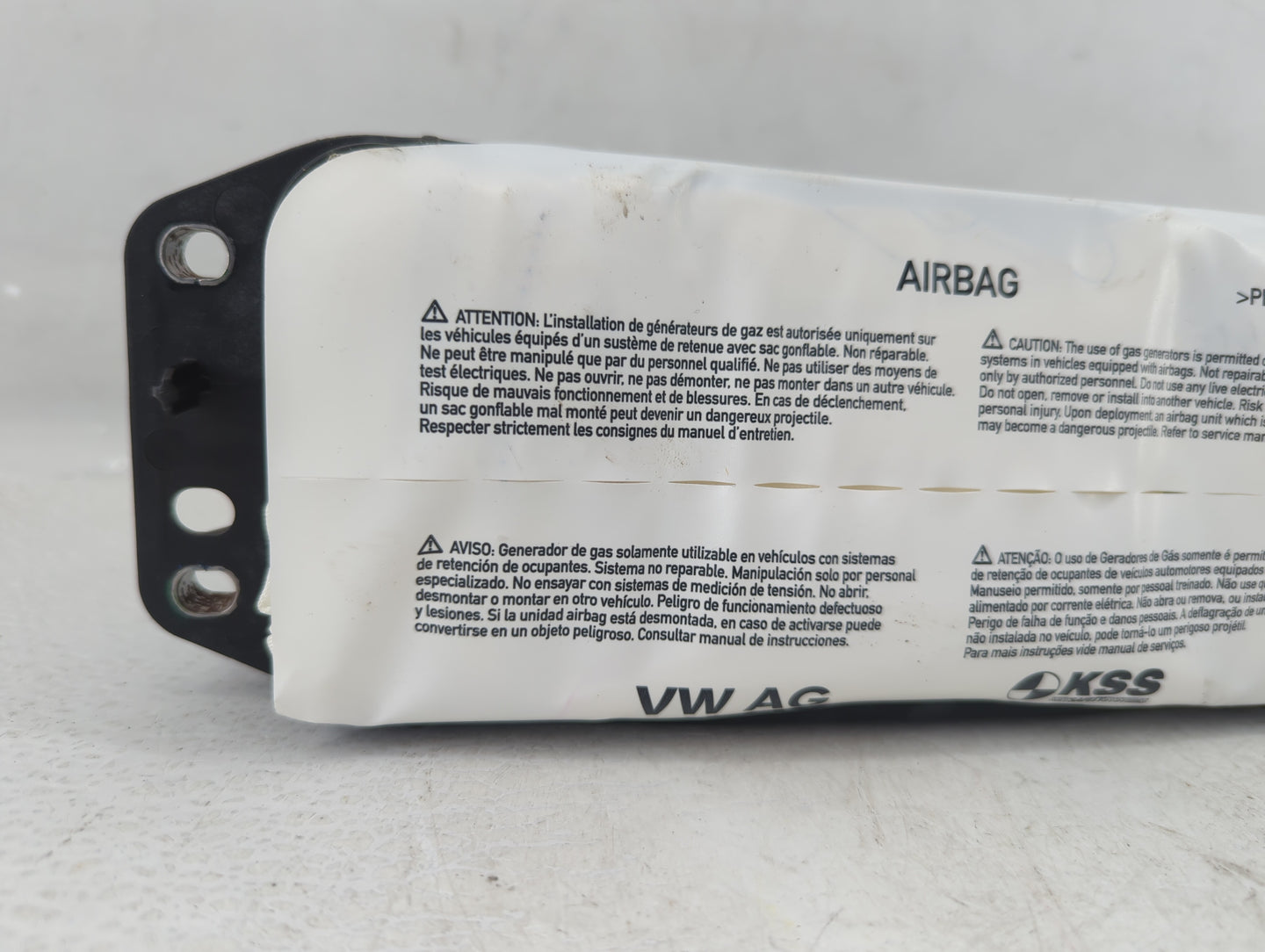 2019-2020 Volkswagen Jetta Air Bag Passenger Right Dashboard Oem - Oemusedautoparts1.com