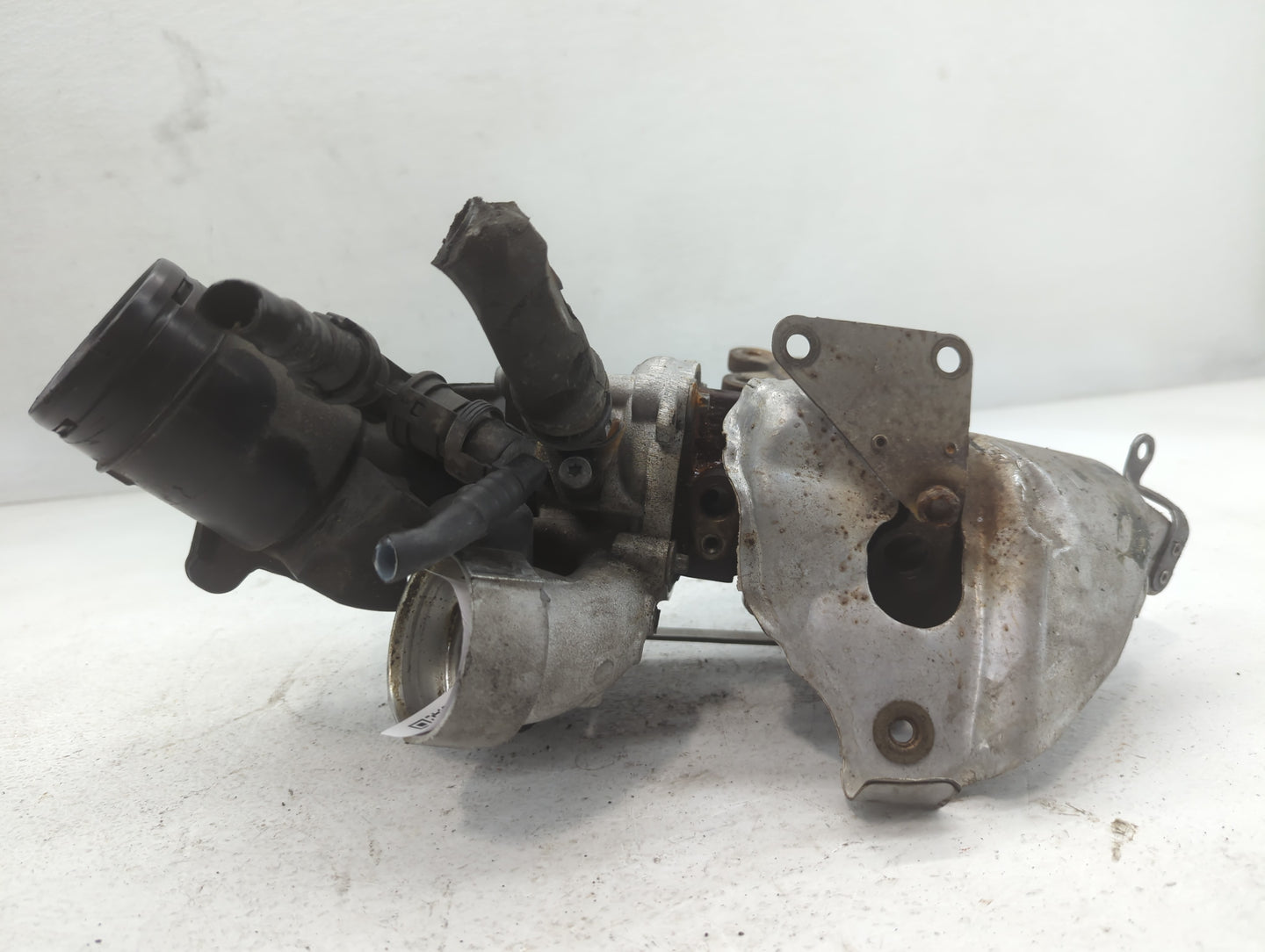 2019 Volkswagen Jetta Turbocharger Exhaust Manifold With Turbo Charger - Oemusedautoparts1.com
