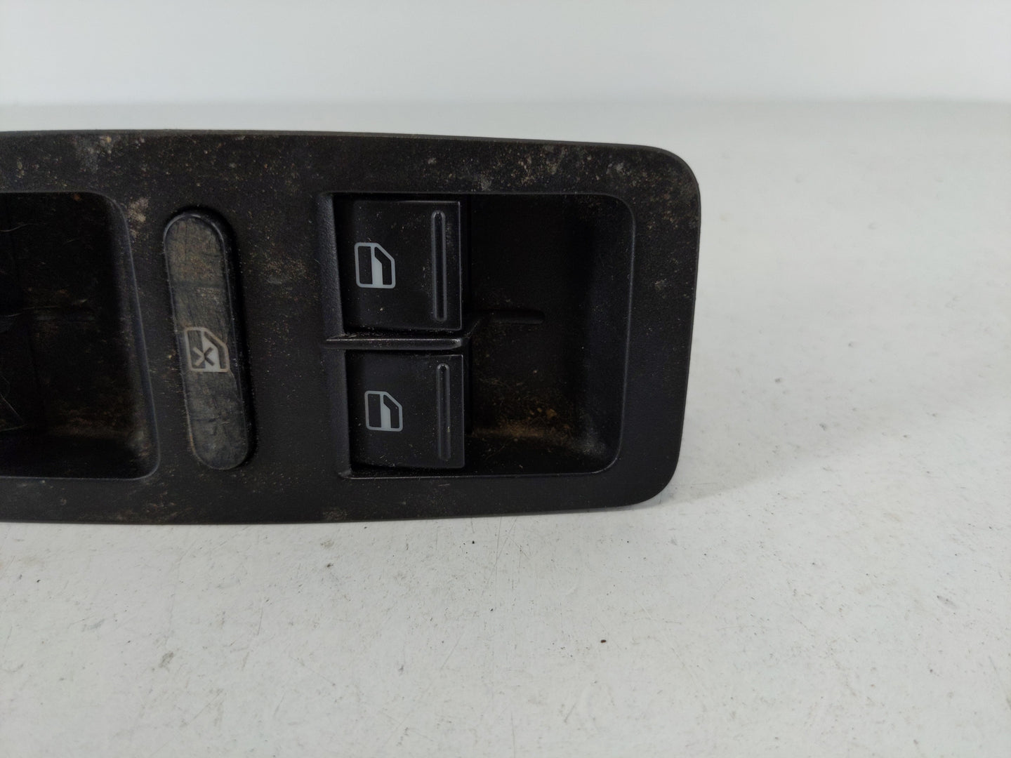 2006-2020 Volkswagen Passat Master Power Window Switch Replacement Driver Side Left P/N:561 857 375 B Fits OEM Used Auto Par