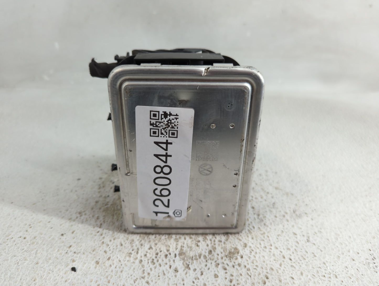 2020 Volkswagen Passat ABS Pump Control Module Replacement P/N:561 614 517 H Fits OEM Used Auto Parts - Oemusedautoparts1.co