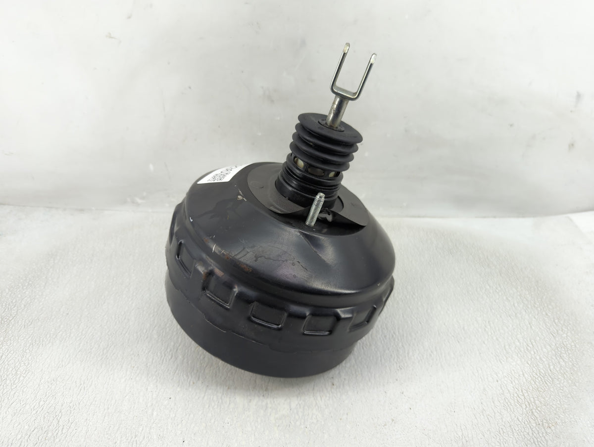 2020-2020 Volkswagen Passat Power Brake Booster Oem 1276236 - Oemusedautoparts1.com
