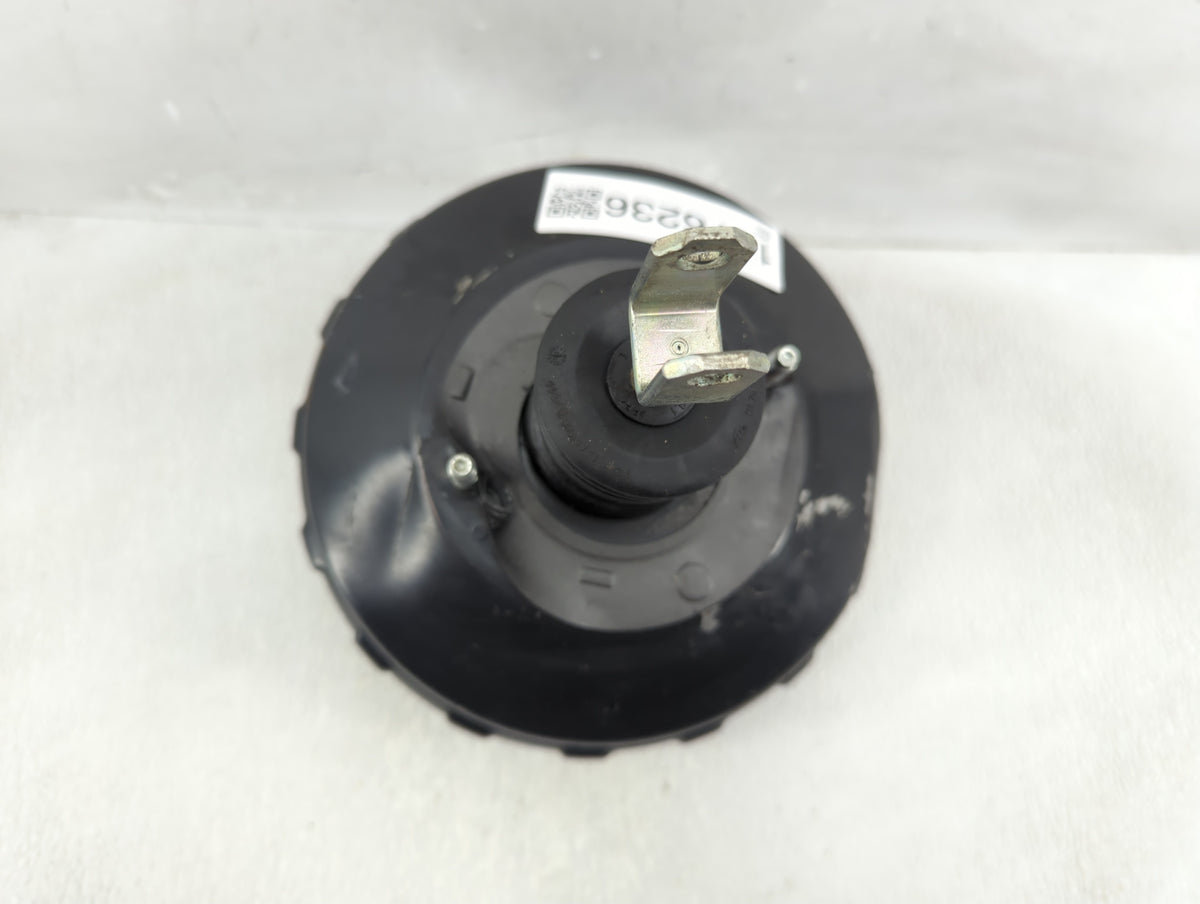 2020-2020 Volkswagen Passat Power Brake Booster Oem 1276236 - Oemusedautoparts1.com